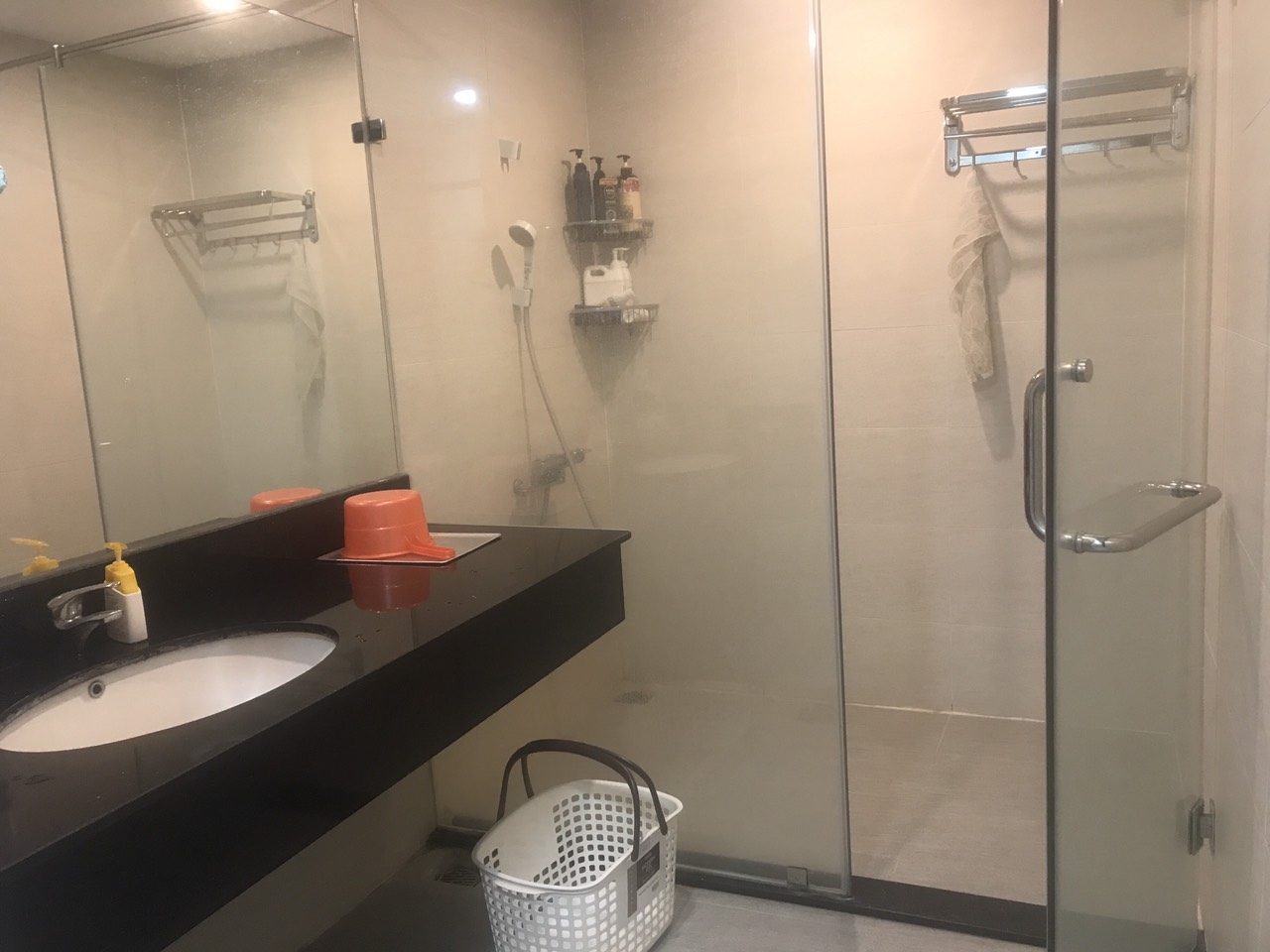 Bán biệt thự ciputra dãy D5 loại 285 m2 sân vườn liên hệ ngay 5