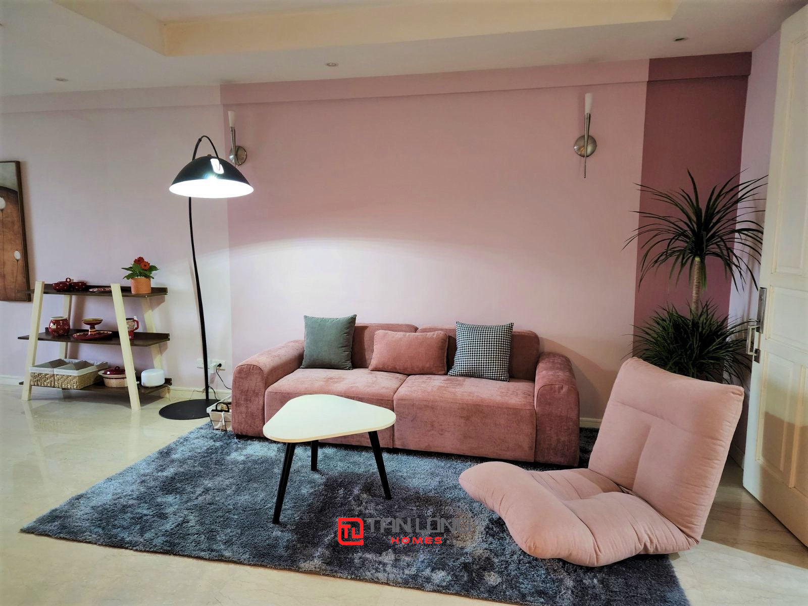 Bán căn hộ 182m2 tòa P2 Ciputra, trục 02 view công viên sân golf giá hợp lý 1