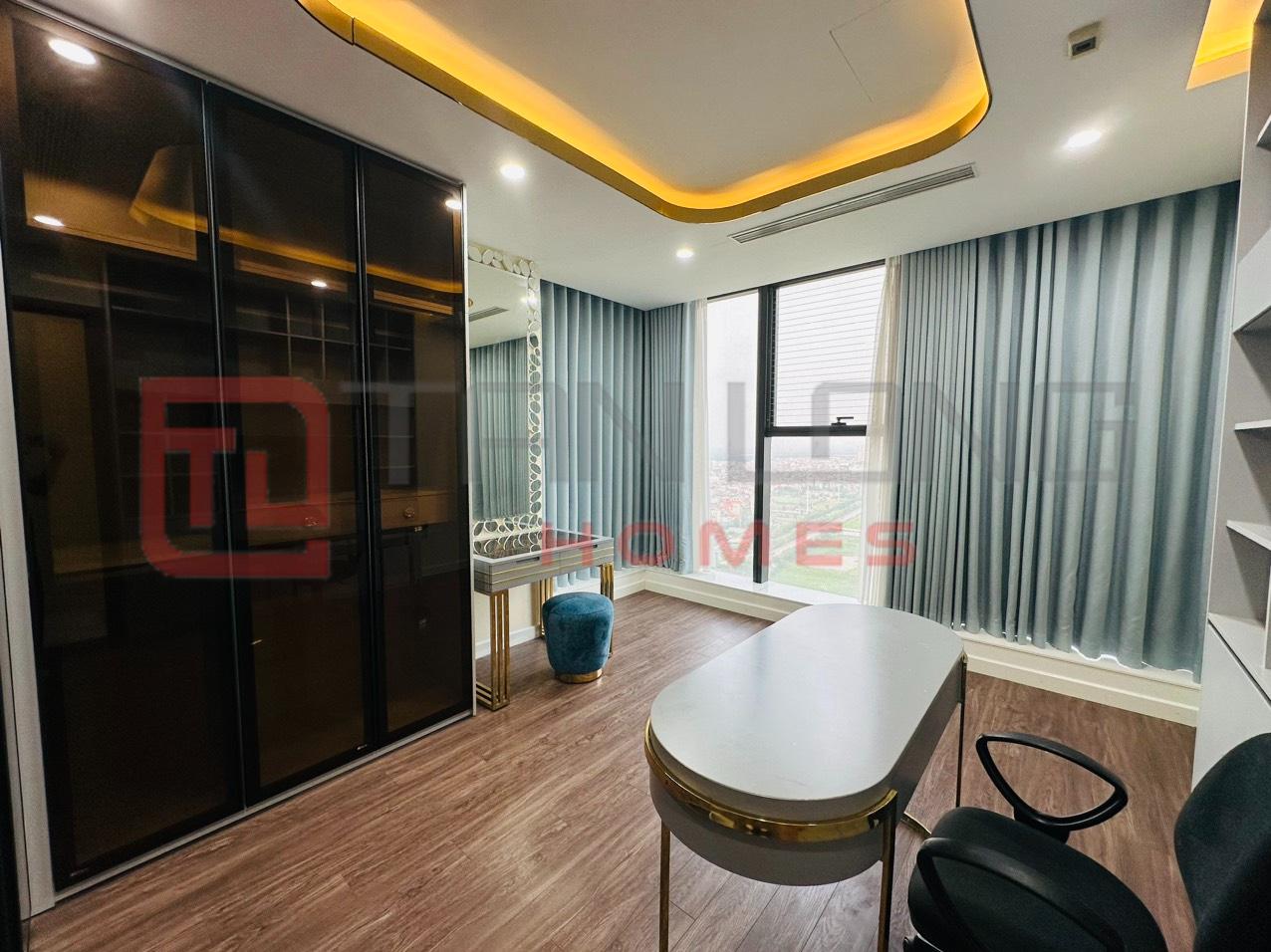 Cần bán căn hộ 3 phòng ngủ toà S4 Sunshine City view cầu Nhật Tân giá tốt 4