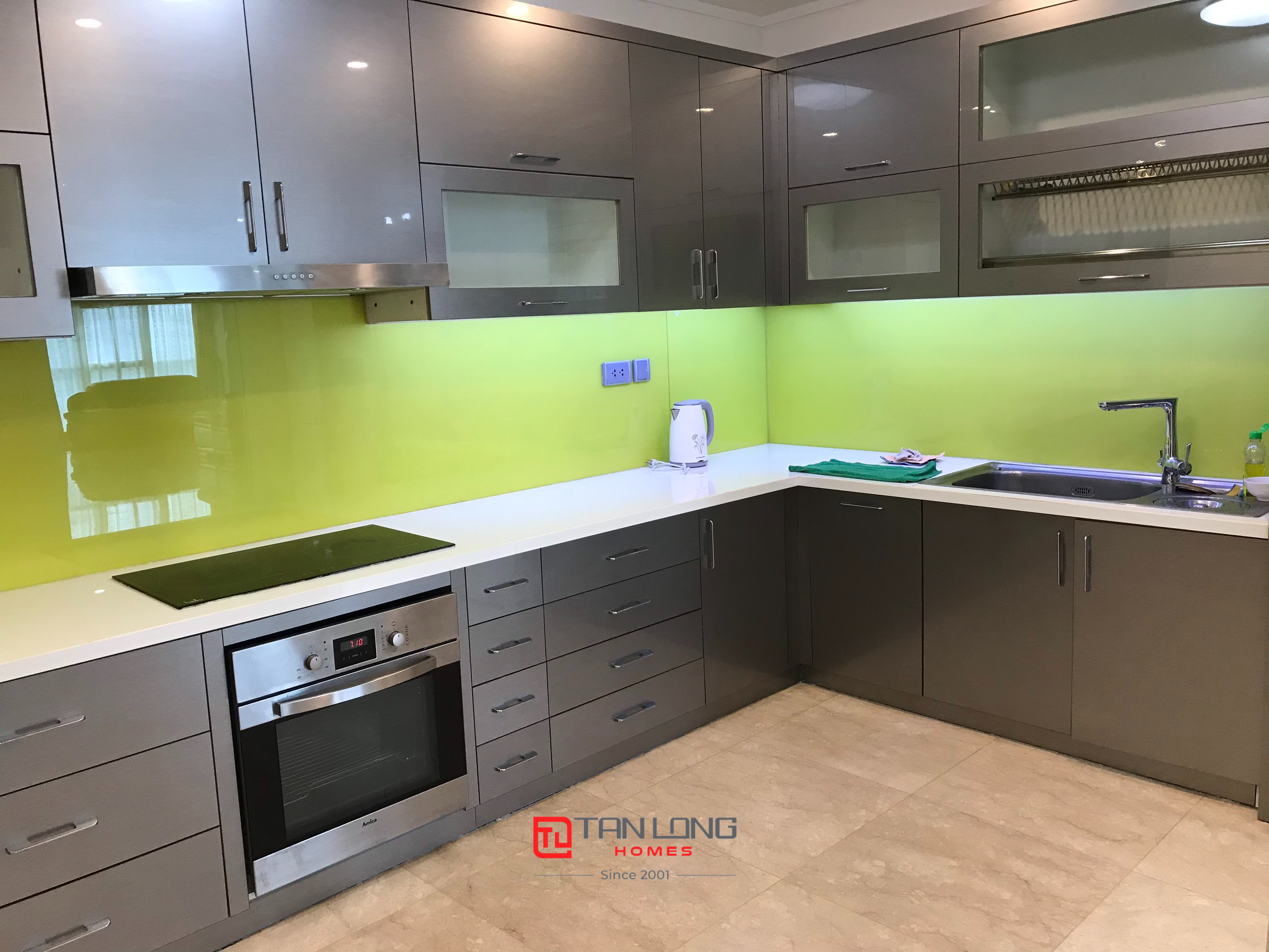 Căn hộ view sân golf, diện tích 267m2 tòa L2, Ciputra, Tây Hồ cho thuê 3