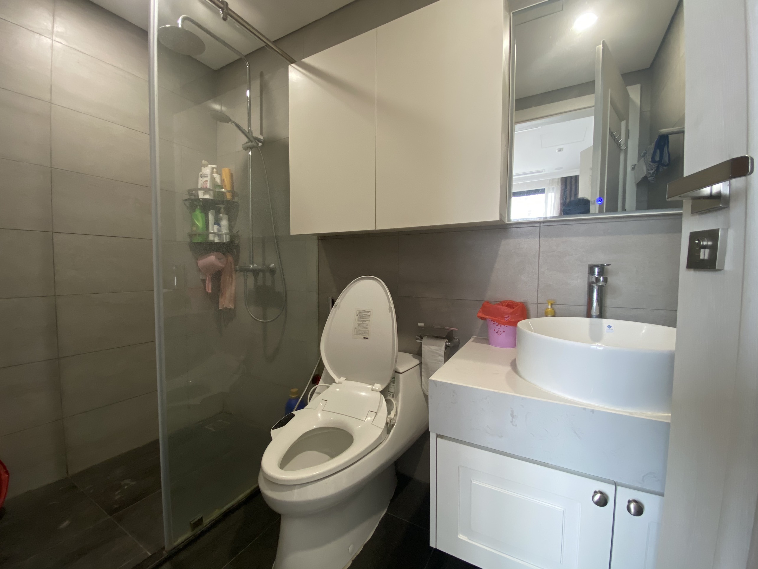 Chính chủ gửi bán căn 2 ngủ 2 vệ sinh tòa R1 Sunshine Riverside đầy đủ nội thất cao cấp 4