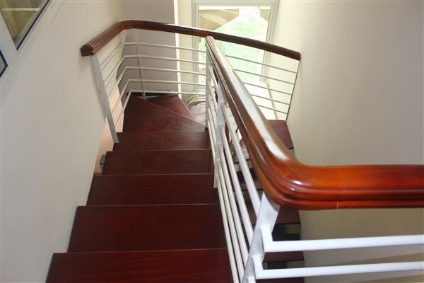 Chính chủ thiện chí bán căn duplex penthouse tòa E1 Ciputra loại 180m2 nội thất cơ bản 3