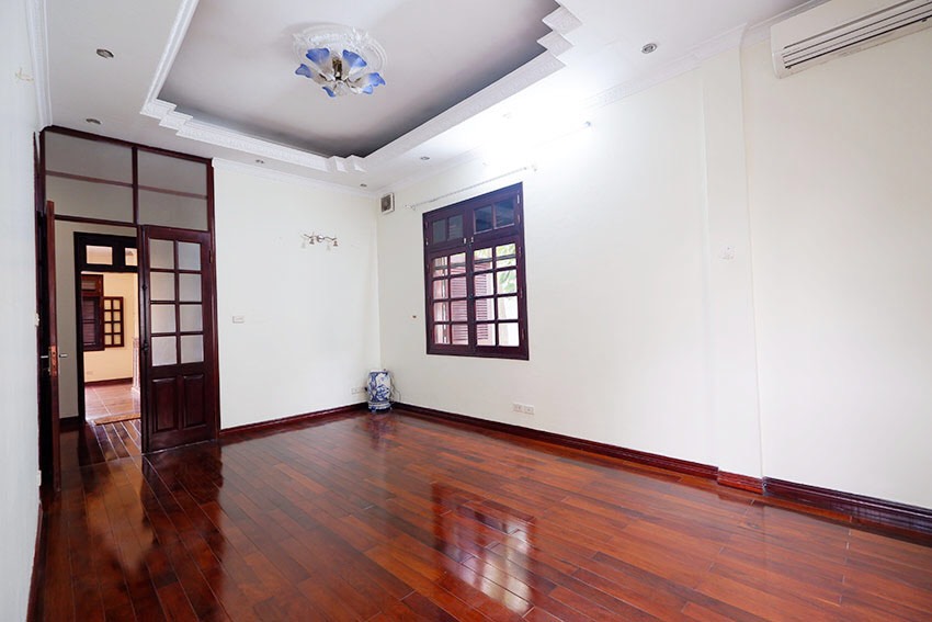 Cho thuê biệt thự dãy D3 Ciputra Nam Thăng Long, DT 180m2, 5 ngủ, nội thất đẹp 4
