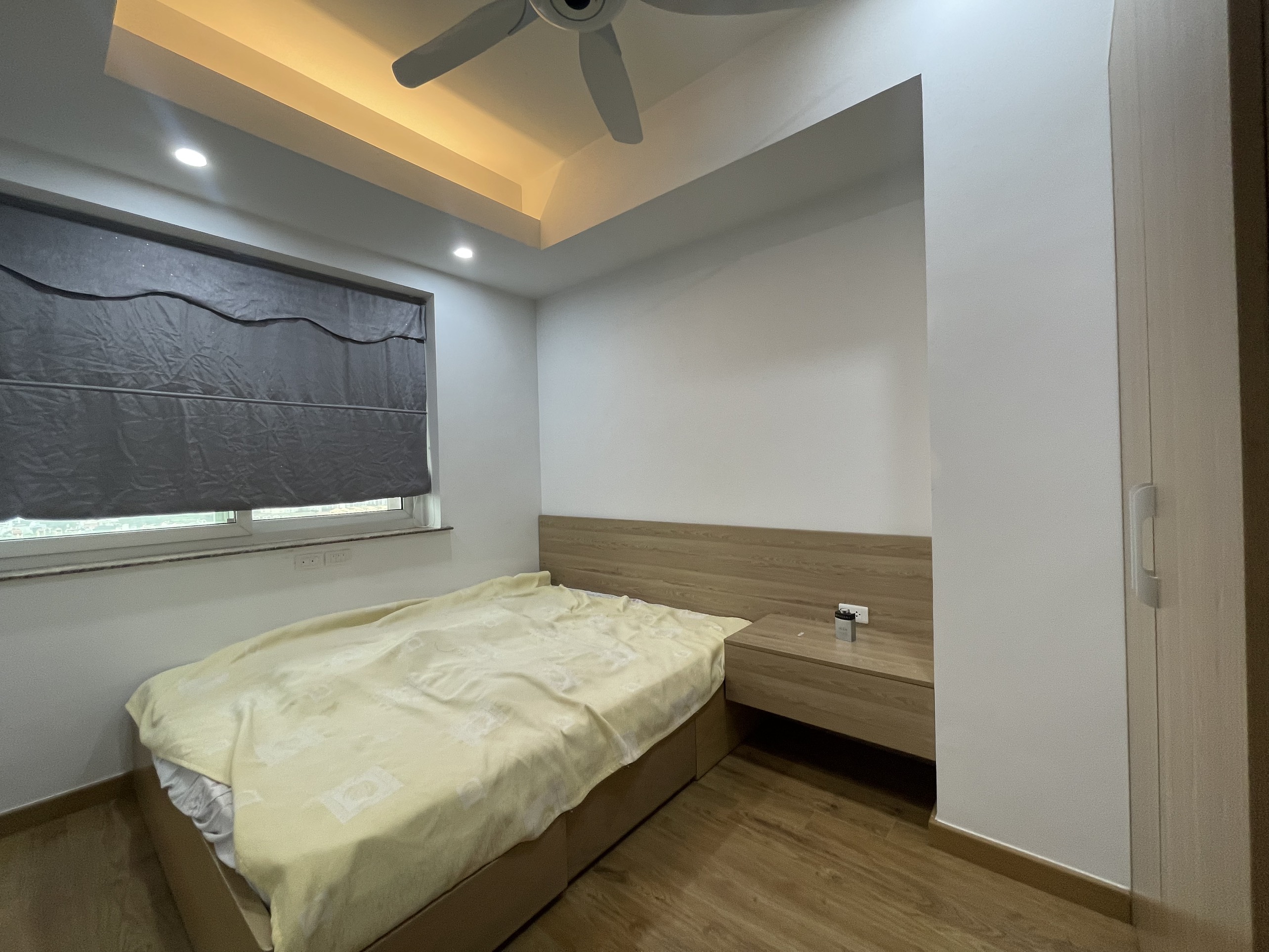 Cho thuê căn 3 ngủ 150m2 full đồ view thoáng đẹp tại E1 Ciputra 12