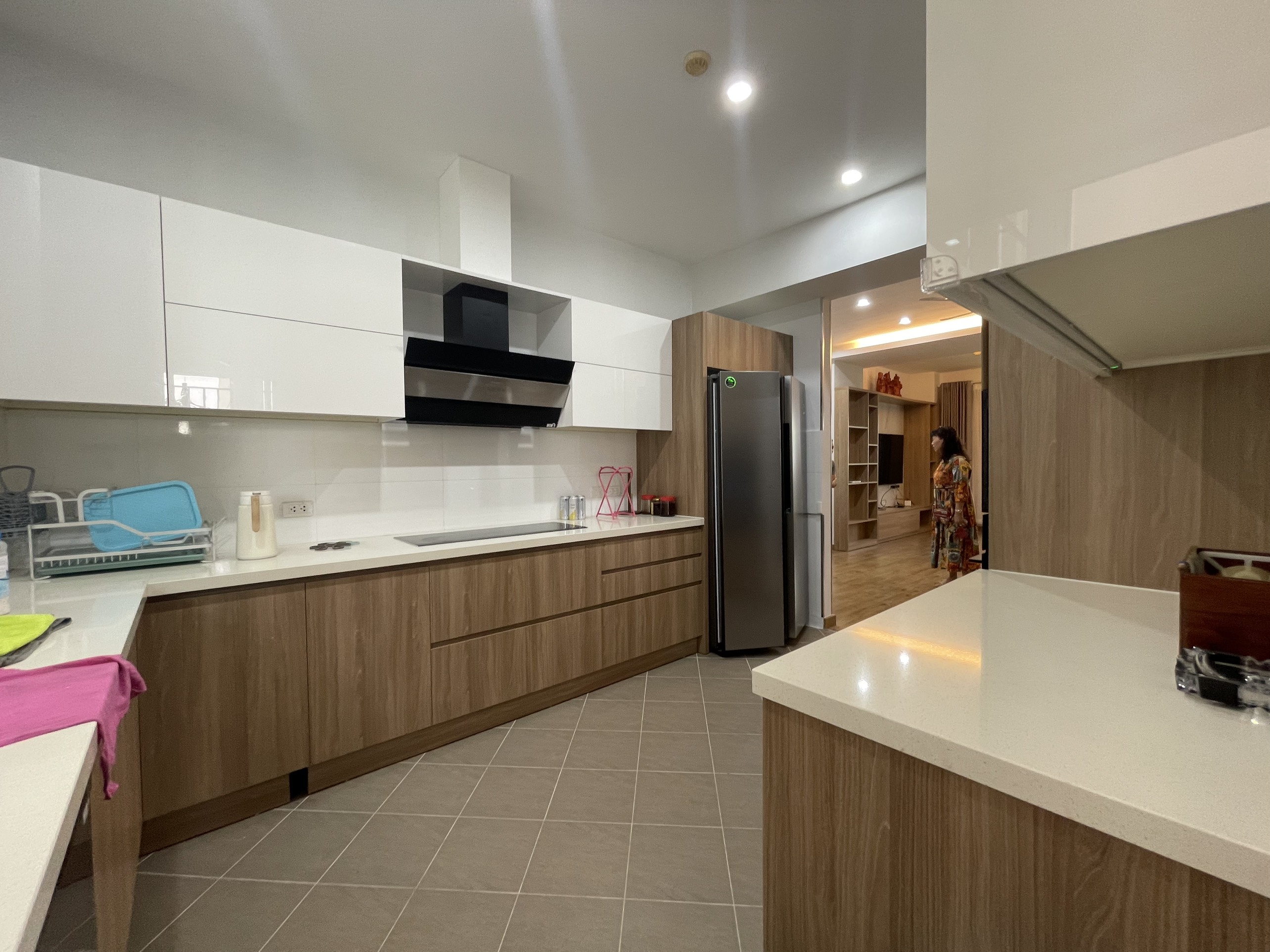 Cho thuê căn 3 ngủ 150m2 full đồ view thoáng đẹp tại E1 Ciputra 5