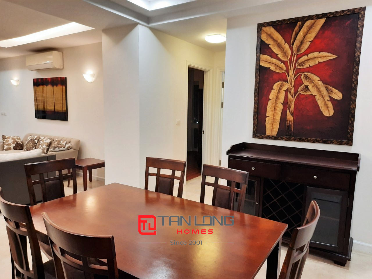 Cho thuê căn hộ 3PN/145m2 full đồ tầng trung view thoáng tòa P2 Ciputra 3