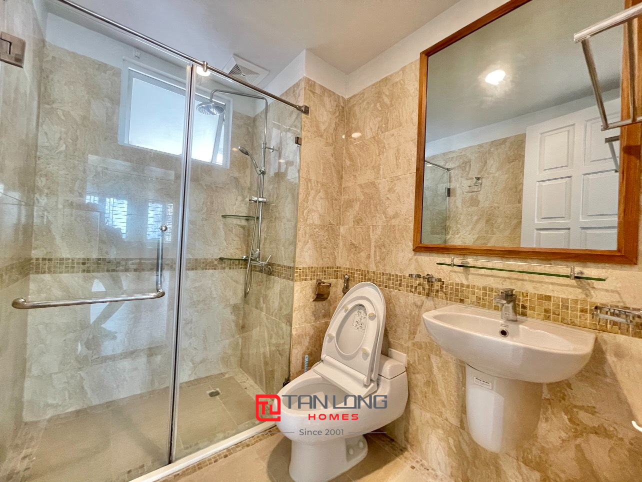 Cho thuê căn hộ 3PN/150m2 full đồ view thoáng tòa G3 Ciputra nhận nhà luôn 10