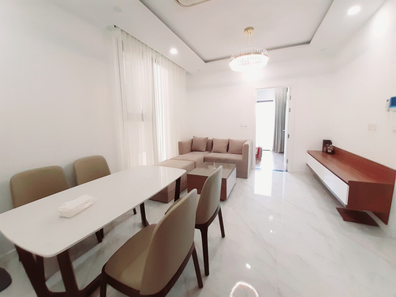 Cho thuê căn hộ chung cư 3 ngủ 97m2 view sông hồng tai tòa S1 Sunshine City Ciputra 1
