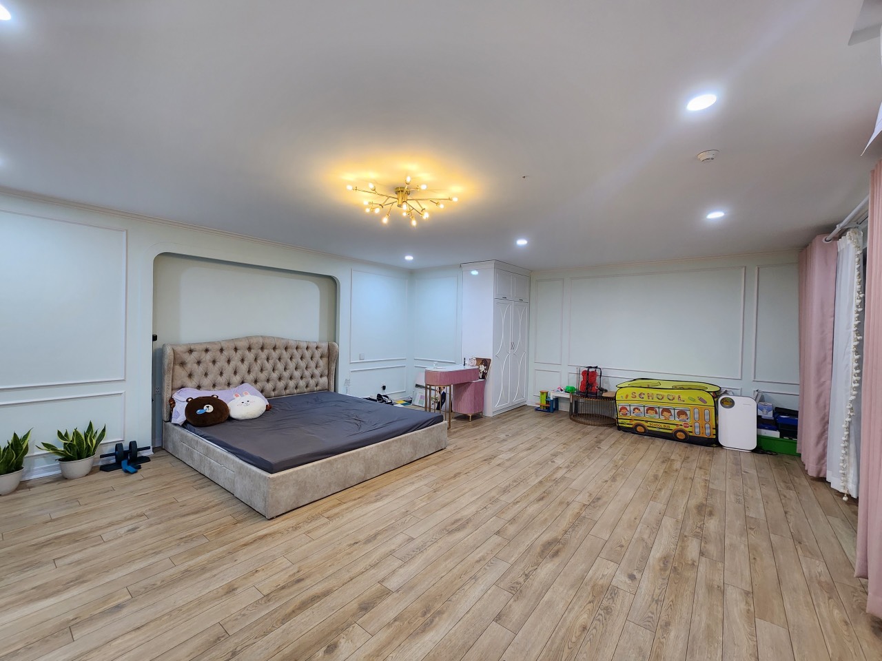 Cho thuê Penthouse G3 Ciputra: 3PN/180m2 full đồ mới view đẹp, nhận nhà luôn 7