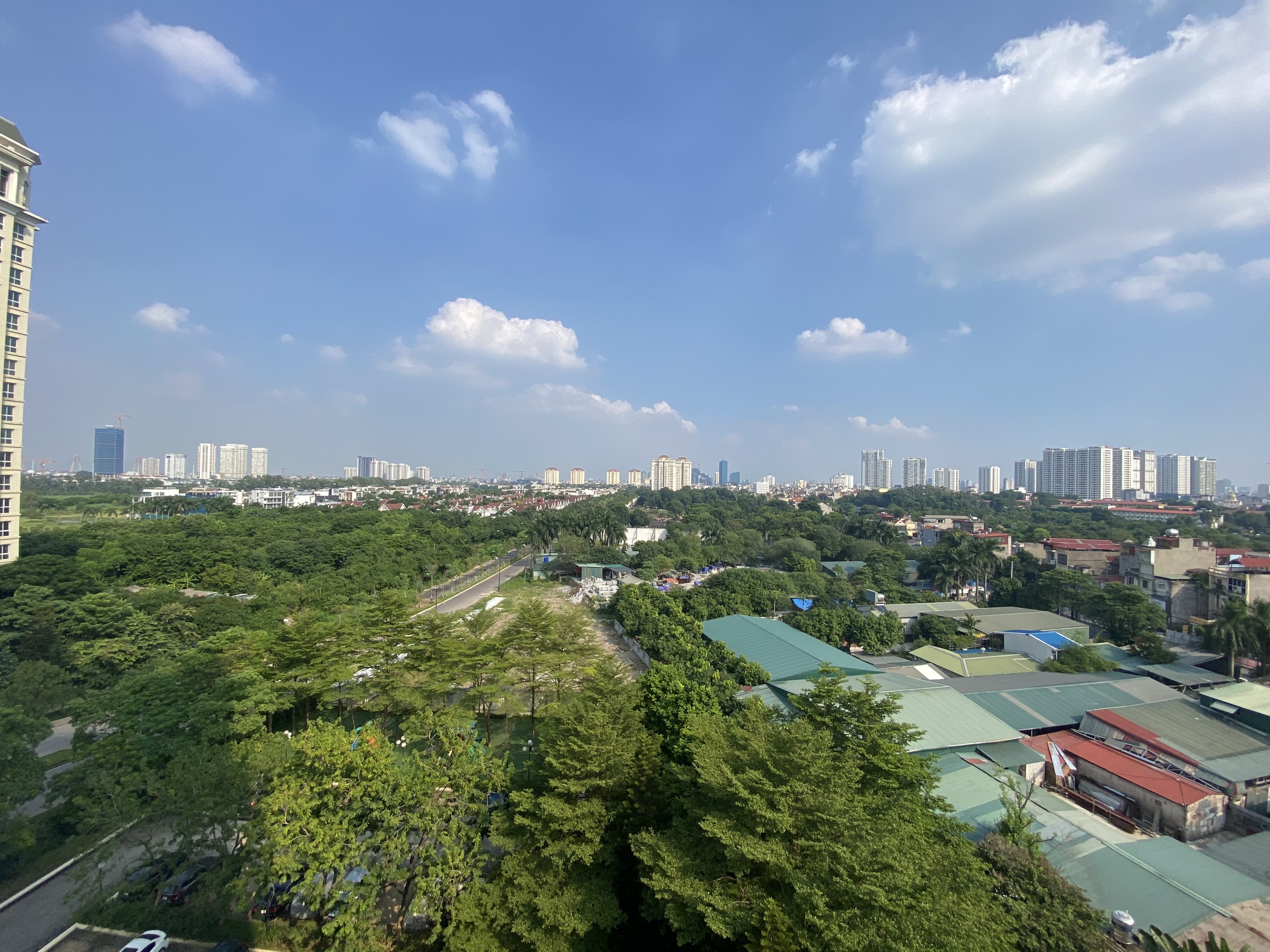 Chuyển nhượng căn hộ E1-02-03 Ciputra: 4PN/153m2 tầng cao view thoáng 17