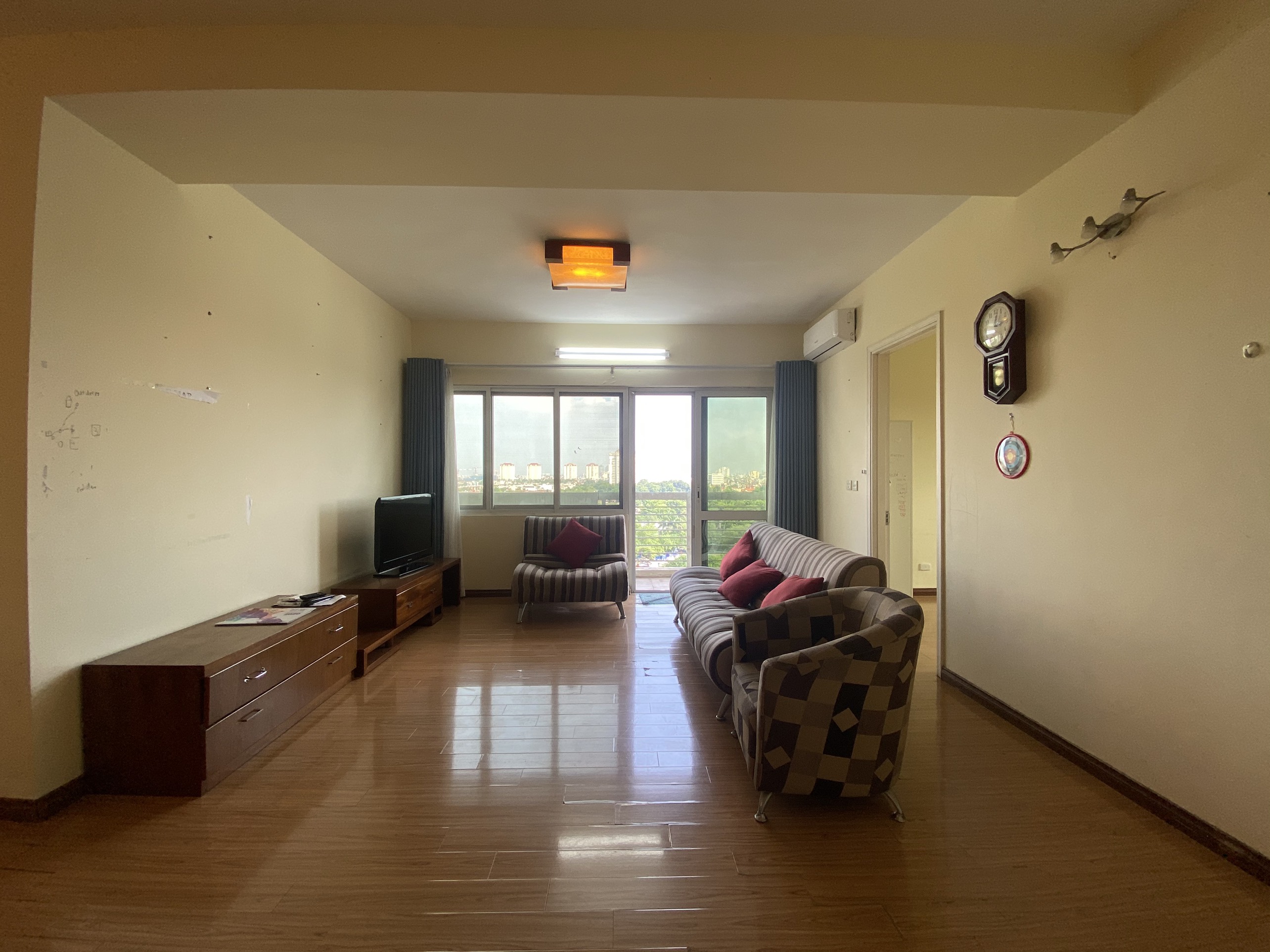 Chuyển nhượng căn hộ E1-02-03 Ciputra: 4PN/153m2 tầng cao view thoáng 4