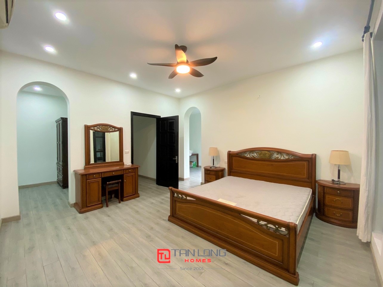 Sẵn biệt thự lô góc tại T9 Ciputra cho thuê: 5PN/320m2 full đồ có bể bơi 9