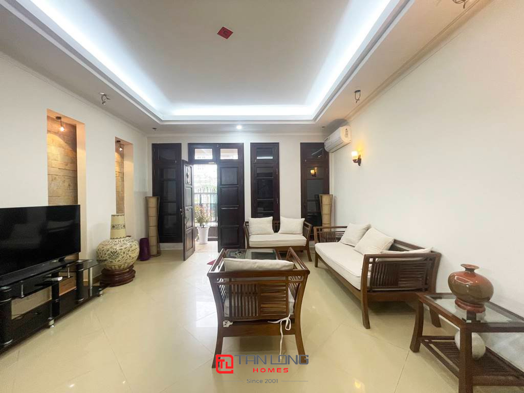 Bán biệt thự C4 Ciputra: 5PN/198m2 đồ cơ bản, sẵn sổ đỏ, vị trí đẹp 2