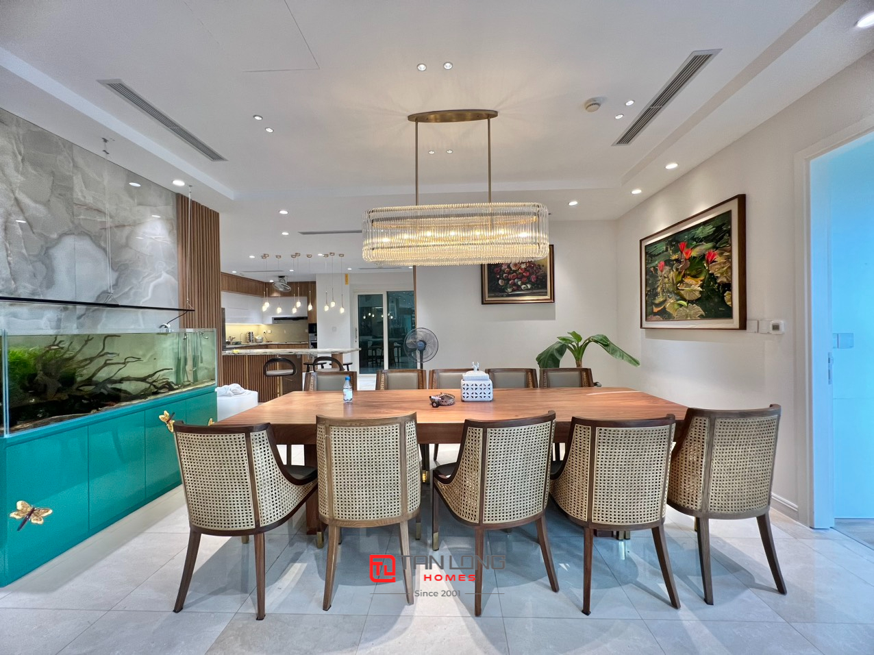 Cho thuê căn hộ 3 ngủ 267m2 full đồ mới đẹp tại L2 Ciputra 2