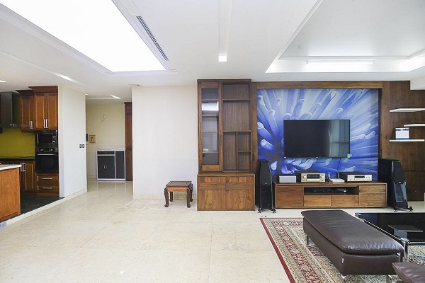 Bán căn 3PN/153m2 tầng trung, full đồ view đẹp tòa L1 Ciputra