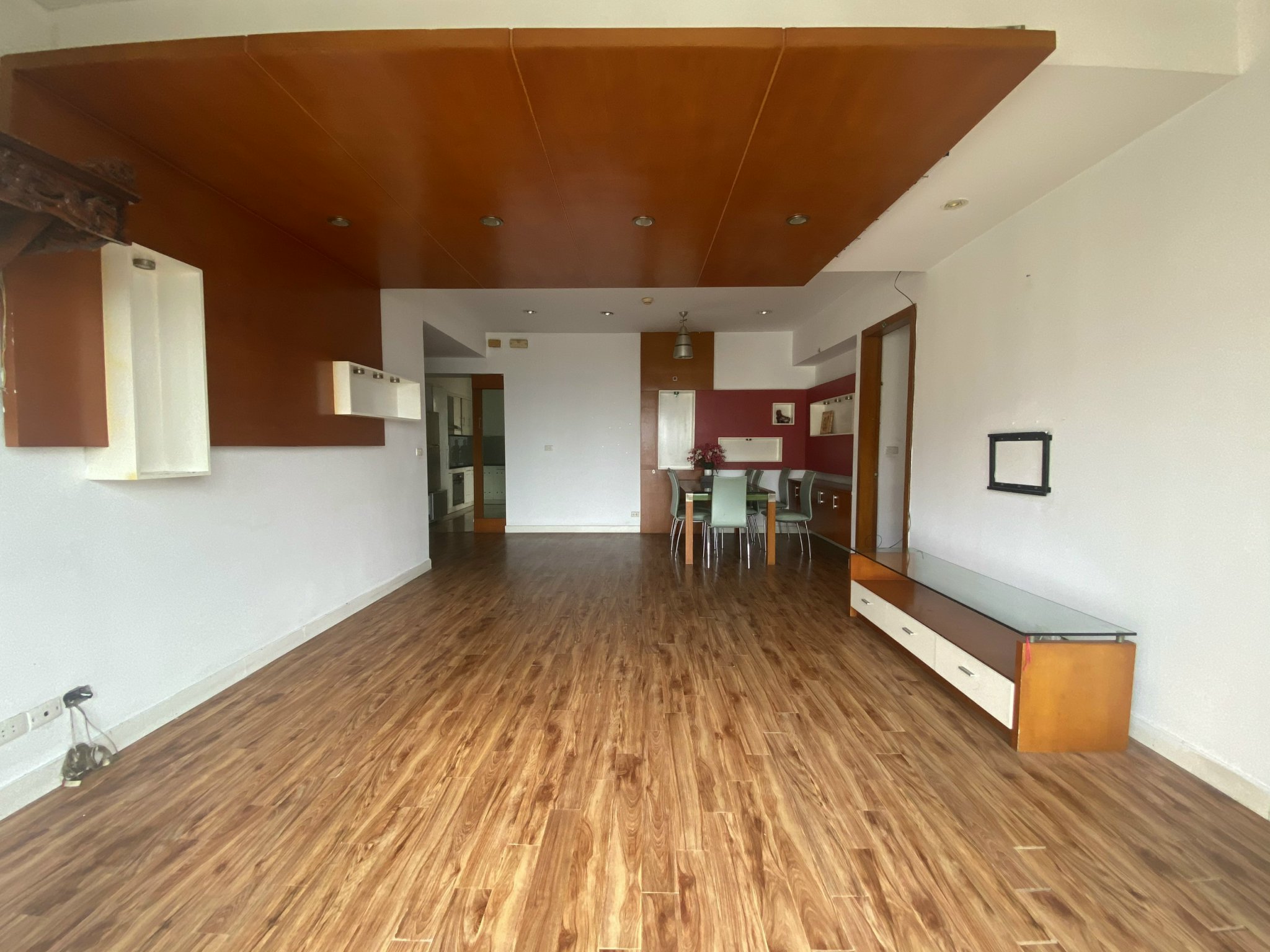 Bán căn hộ 07 tòa G2 Ciputra: 3PN 150m2 đồ cơ bản giá bán 6 tỷ (thỏa thuận)