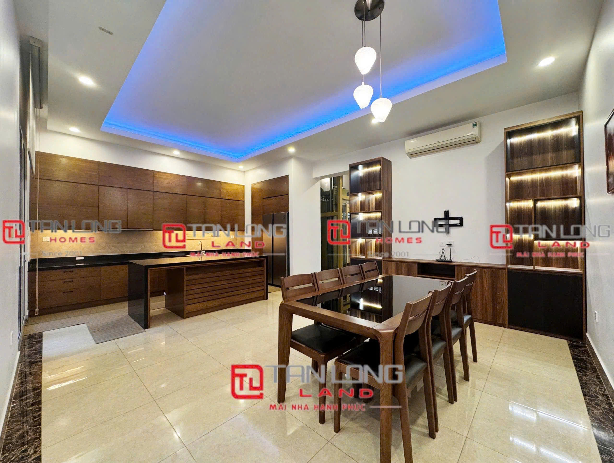 Bán căn hộ 2 phòng ngủ Sunshine Riverside diện tích 58m2 ban công Nam view hồ bơi - sẵn sổ hồng