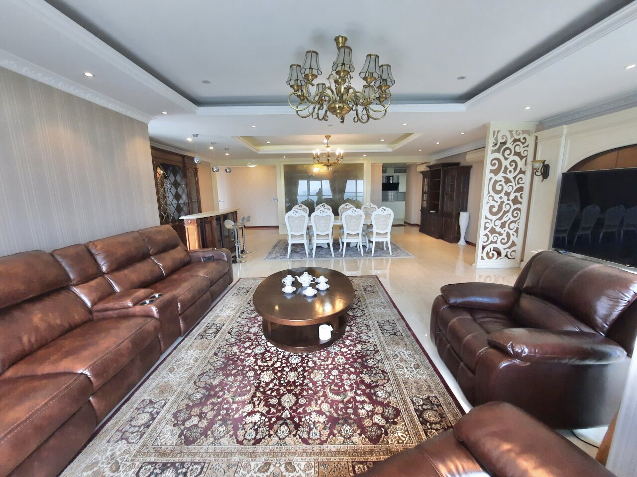 Bán căn hộ số 04 tòa L1 Ciputra: DT 267m2 x 4 ngủ đồ cơ bản, giá bán 1x tỷ
