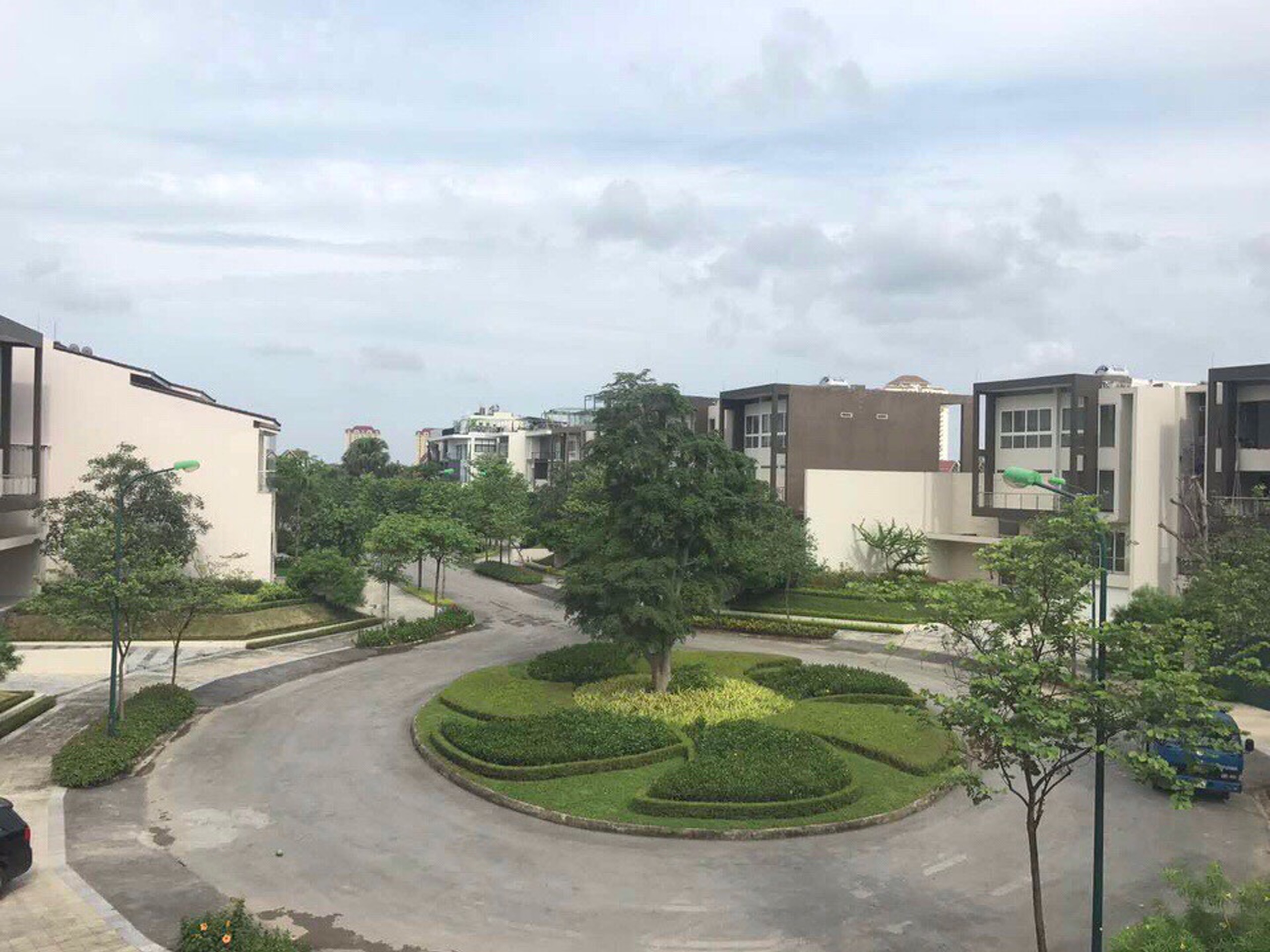 Chính chủ bán biệt thự Q Ciputra, DT 484m2 mẫu M4 hiện đại, nội thất đẹp view sân golf