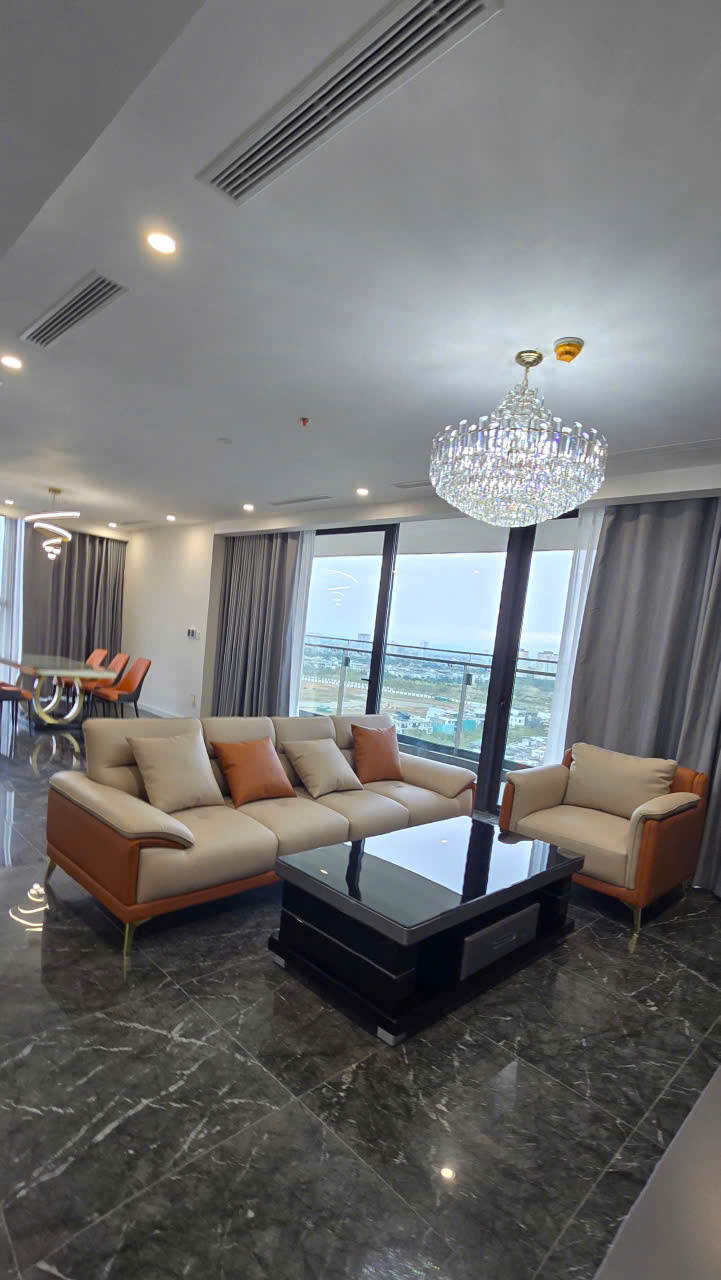 Cho thuê căn góc 3 ngủ full nội thất đẹp view sông Hồng Sunshine Golden River Tây Hồ