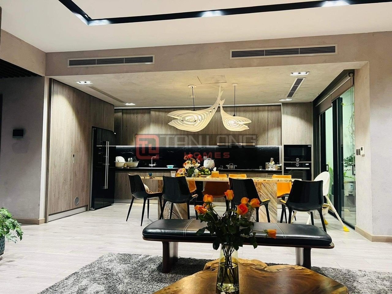 Cho thuê nhanh căn hộ 4 phòng ngủ penthouse dự án Sunshine Crystal River