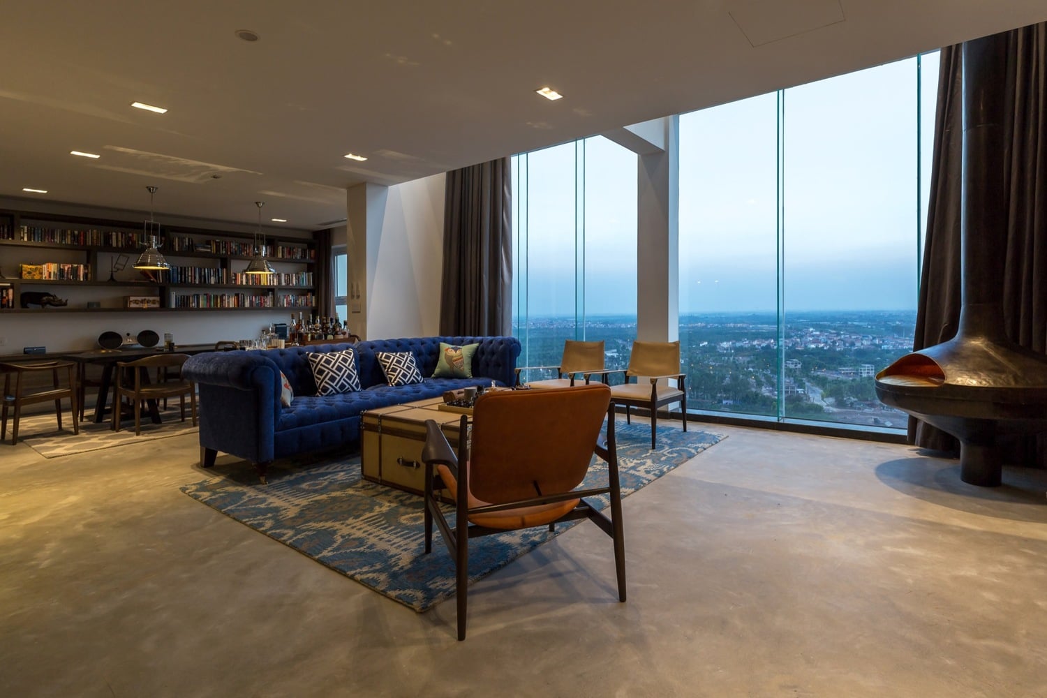 Cho thuê nhanh căn hộ Penthouse full đồ diện tích 300m2 hướng Tây Nam view sân golf toà S5 Sunshine City