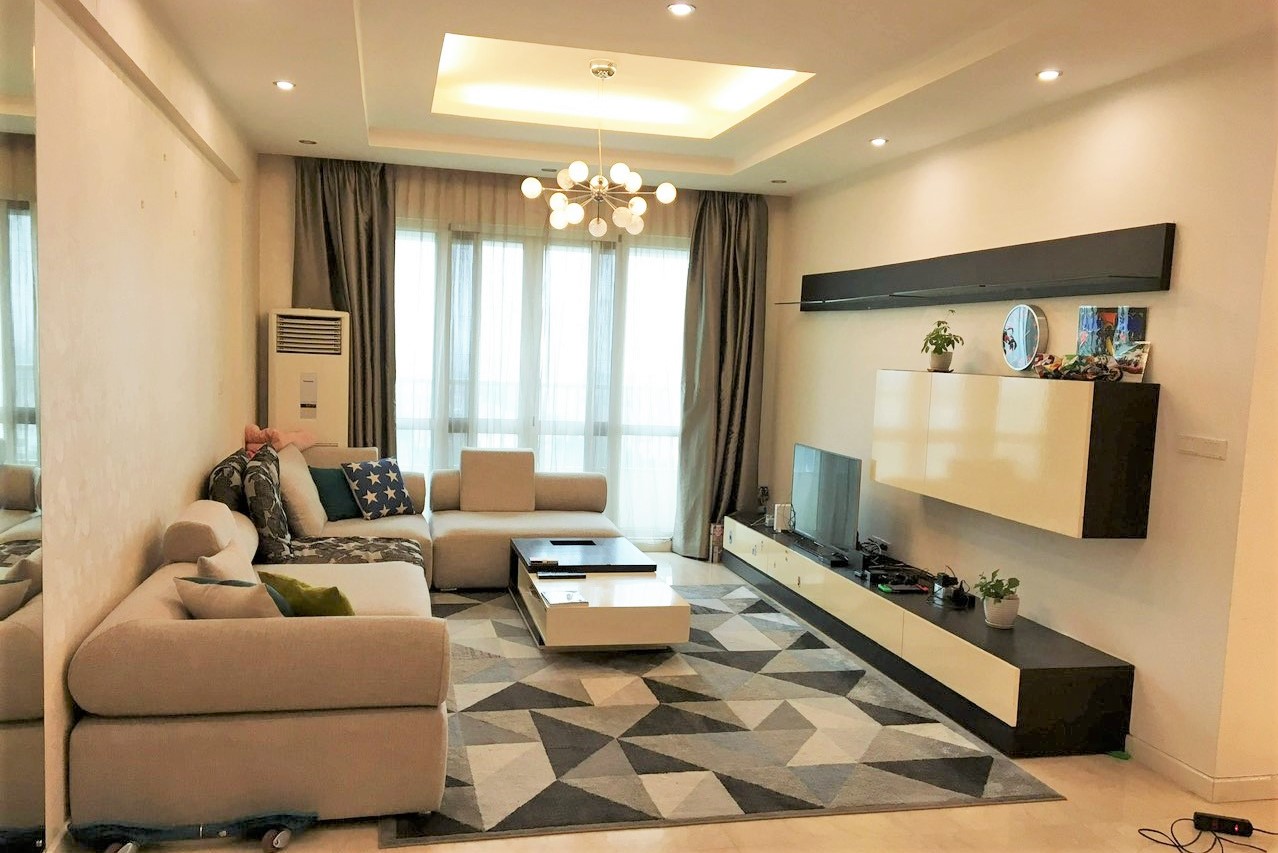 Chuyển nhượng căn 4PN/182m2 tầng thấp full đồ view thoáng tòa P2 Ciputra