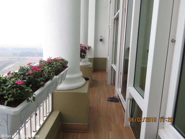 ban công căn hộ penthouse ciputra